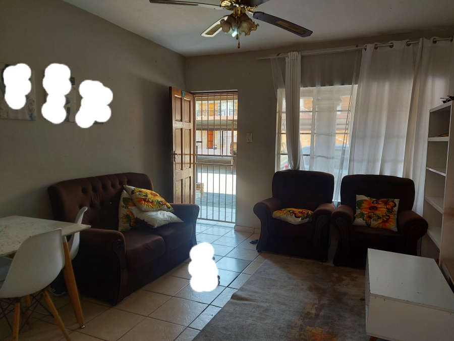 2 Bedroom Property for Sale in Rustenburg Central North West